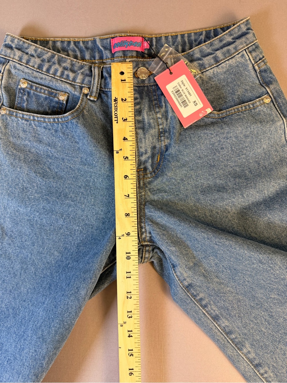 Edikted XS Women's Light Blue Denim Bermuda Shorts New With Tags - Picture 5 of 9
